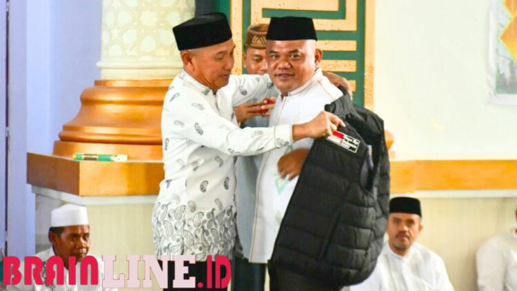 77 Jemaah Pohuwato Dilepas Bupati Saipul dengan Pesan Harapan dan Doa