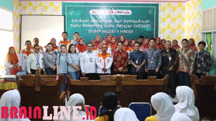 Winter Marbun Dorong Kebiasaan Menabung Sejak Dini Melalui Program KEJAR di SMPN 1 Marisa