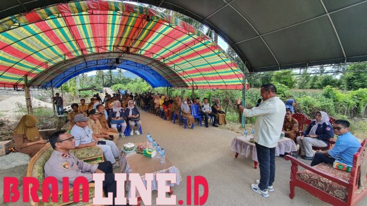 Anggota DPD RI Dapil Gorontalo, Syarif Mbuinga, Kunjungi Warga Sandalan di Pohuwato