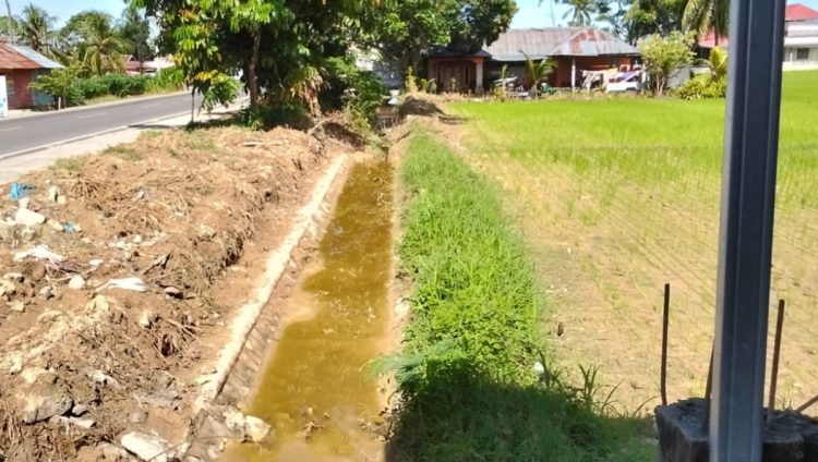 Ekskavator Terus Bekerja, Penambang dan Petani Duhiadaa Gotong Royong Atasi Sedimen
