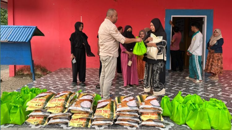 YR-TIM Kembali Salurkan Paket Sembako ke Warga Desa Tirto Asri, Pemdes Sampaikan Apresiasi